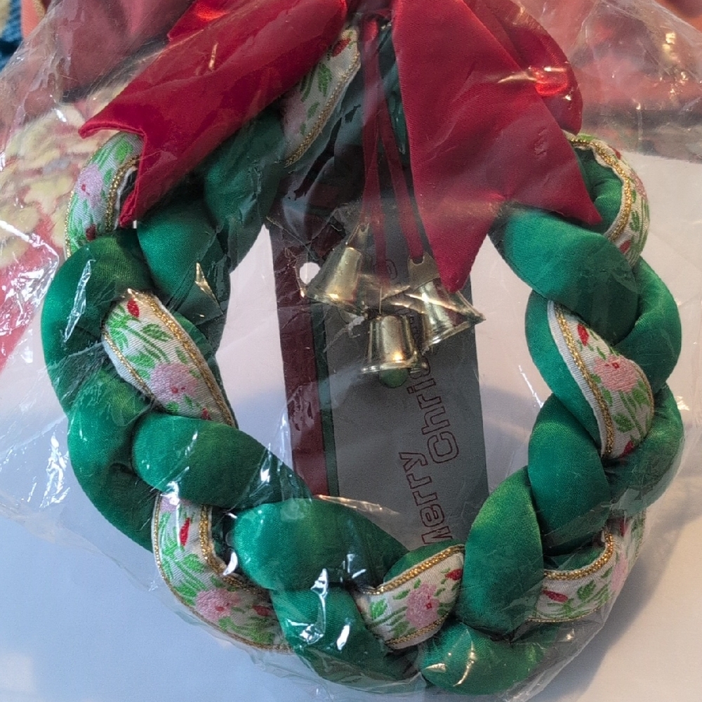 80s 90s Vintage Satin Floral Braided Christmas Holiday Wreath‎ Decor NIP